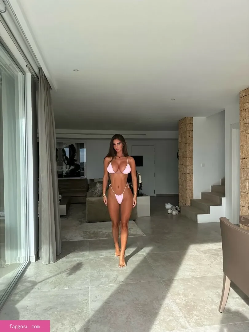 Maddy Cheary