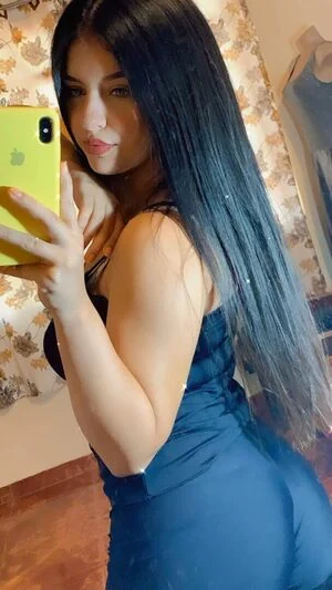 Mariana Cristaldo content