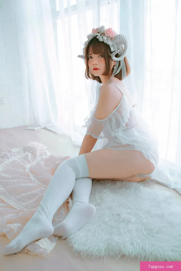 miu_cosplayer