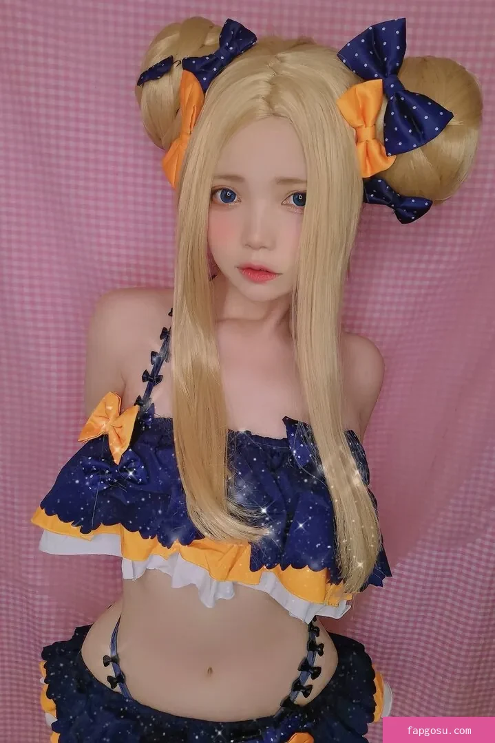 miu_cosplayer