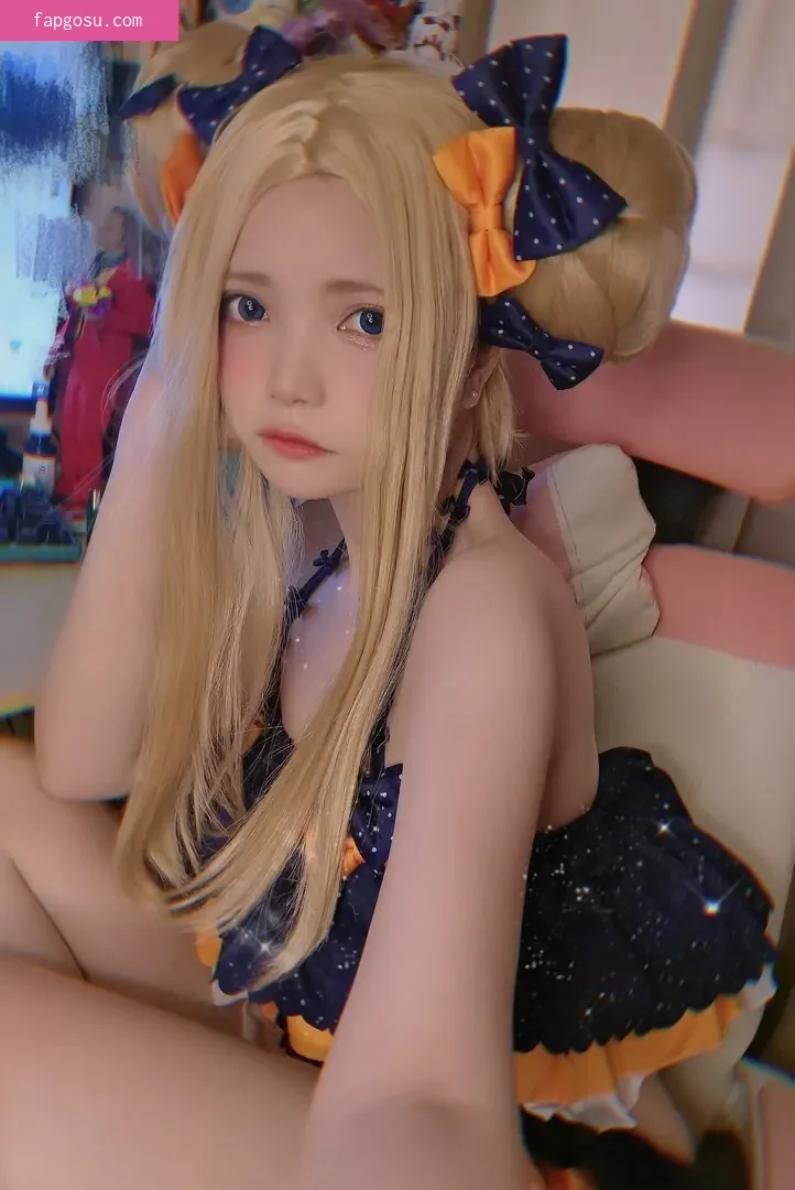 miu_cosplayer