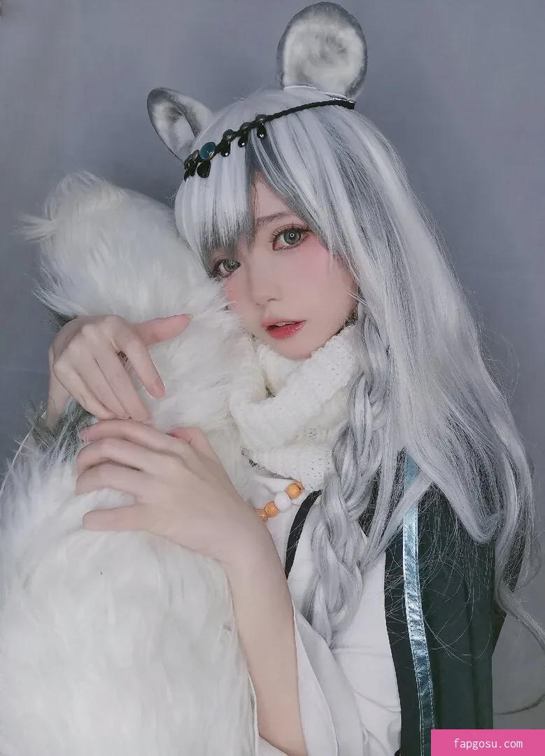 miu_cosplayer