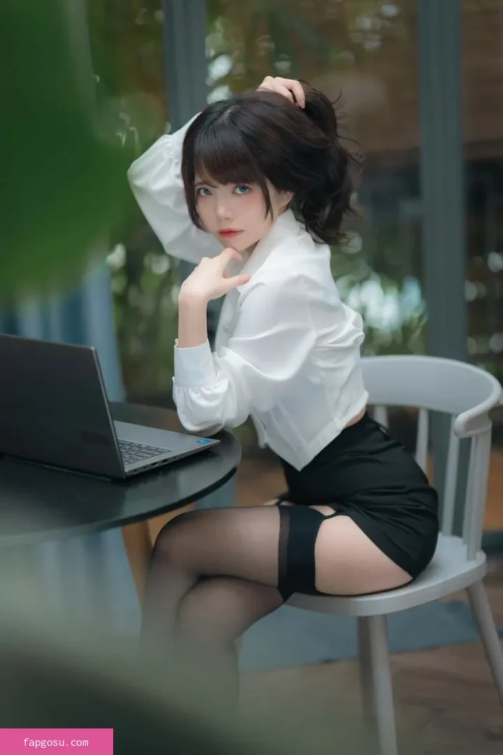 miu_cosplayer