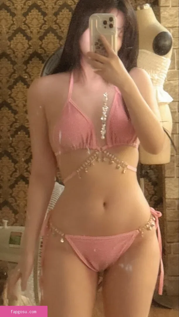miu_cosplayer