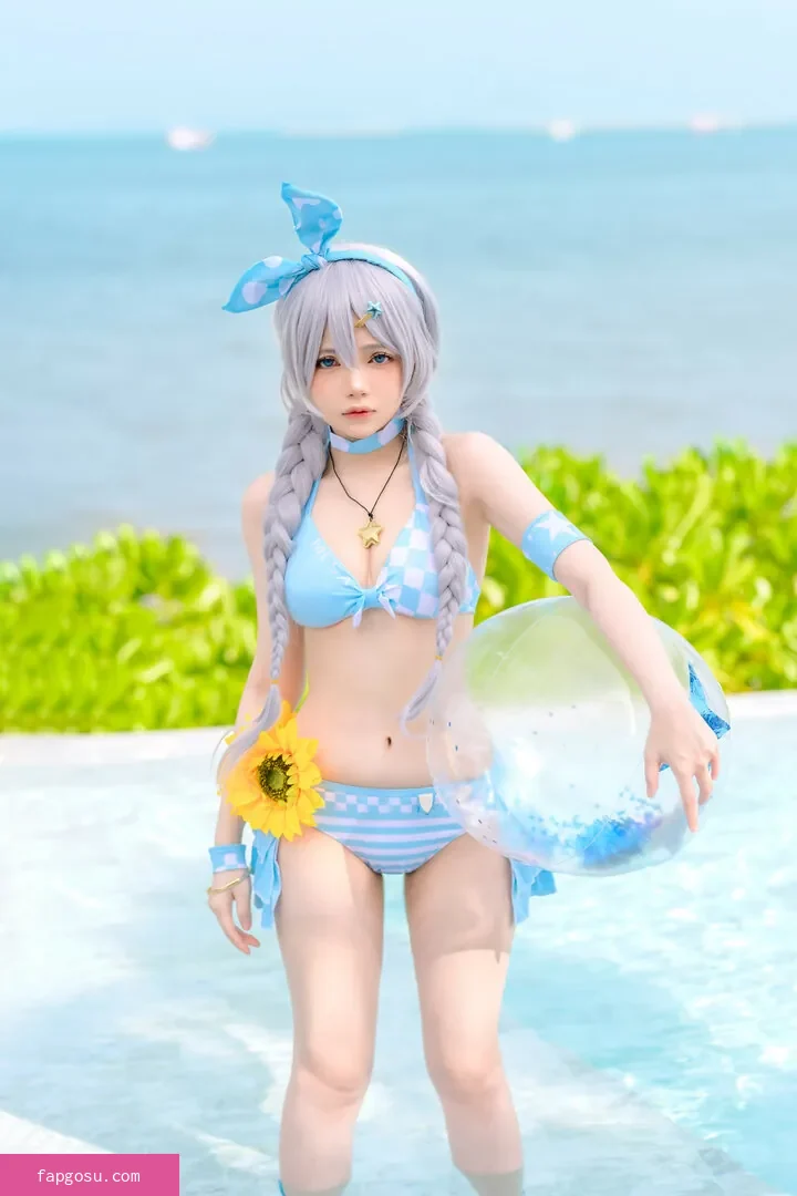 miu_cosplayer