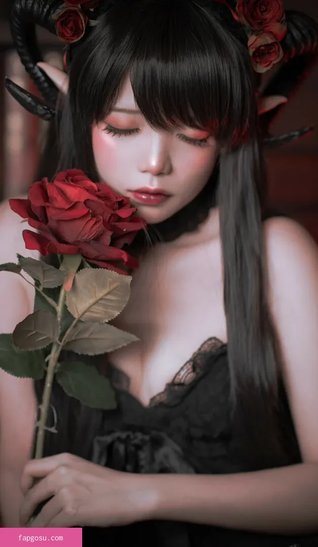 miu_cosplayer