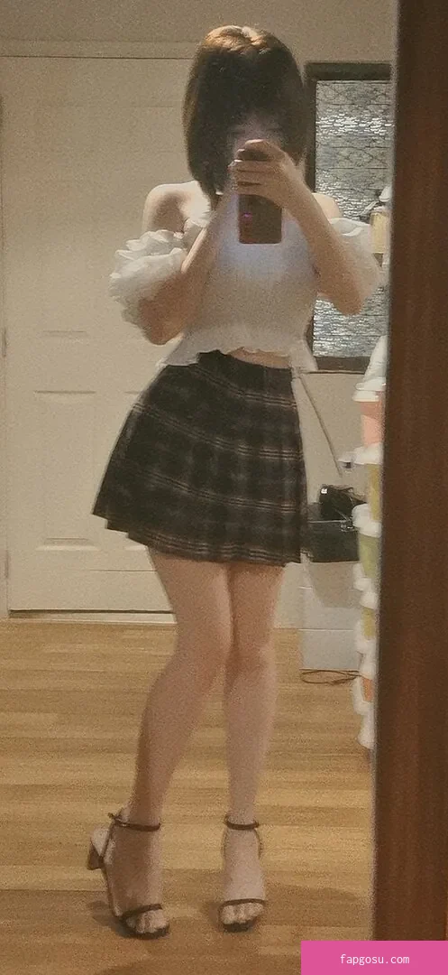 miu_cosplayer