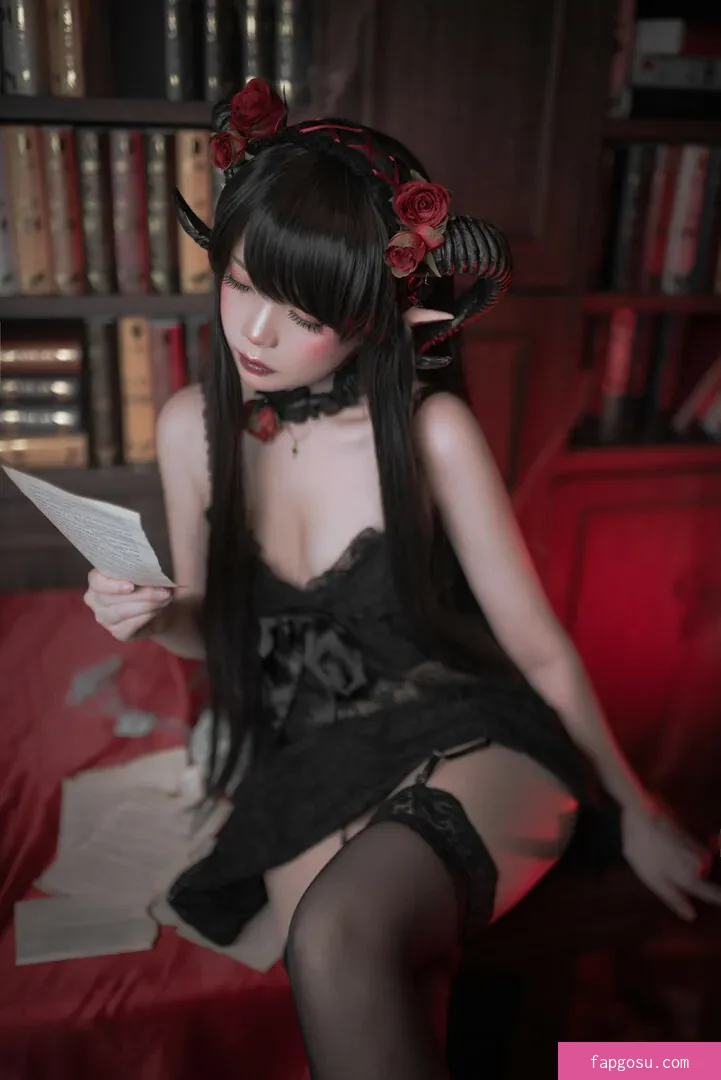 miu_cosplayer