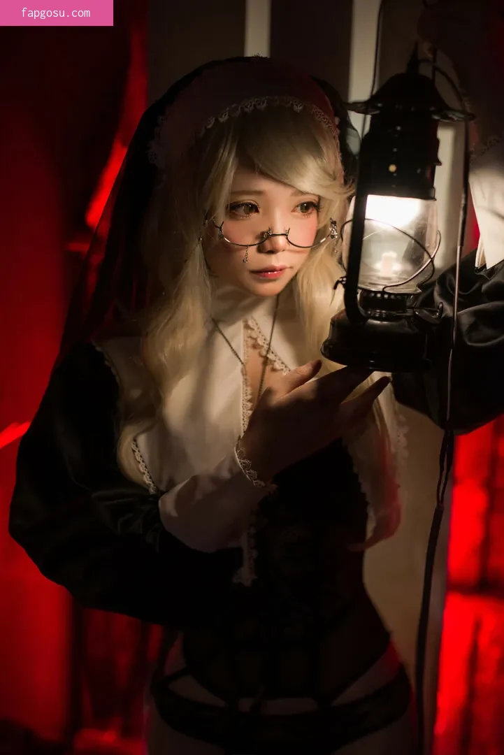 miu_cosplayer