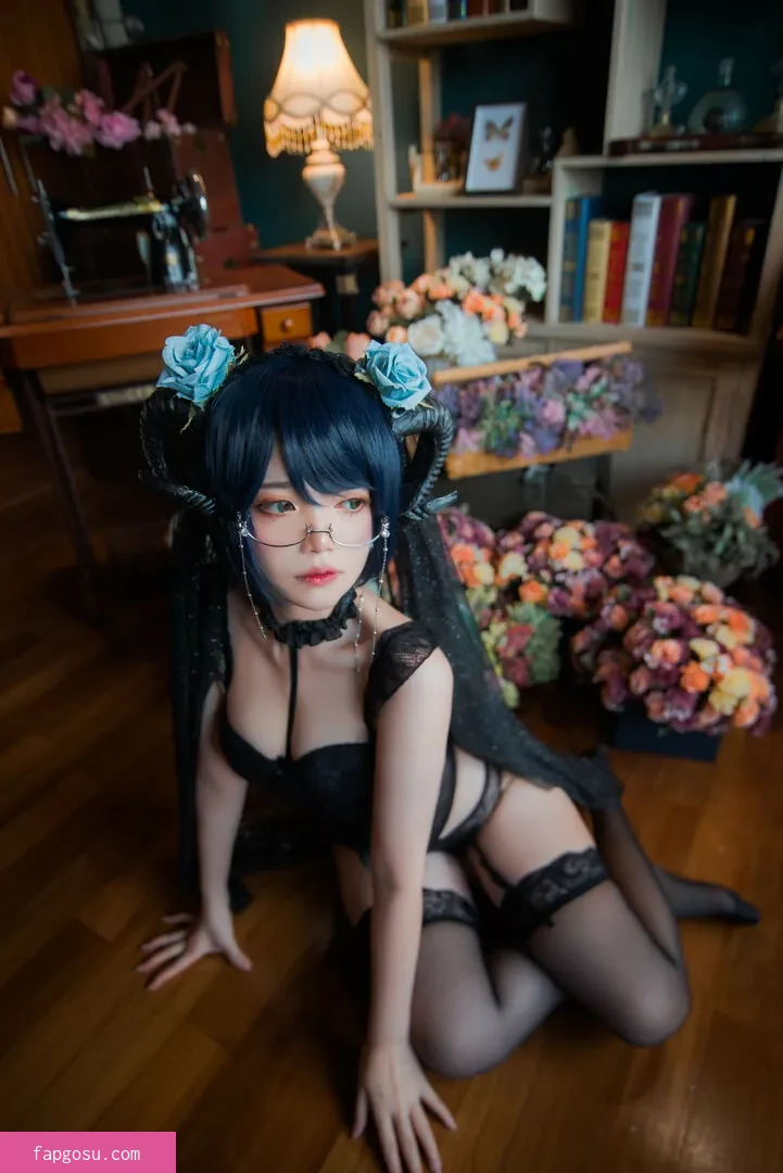 miu_cosplayer