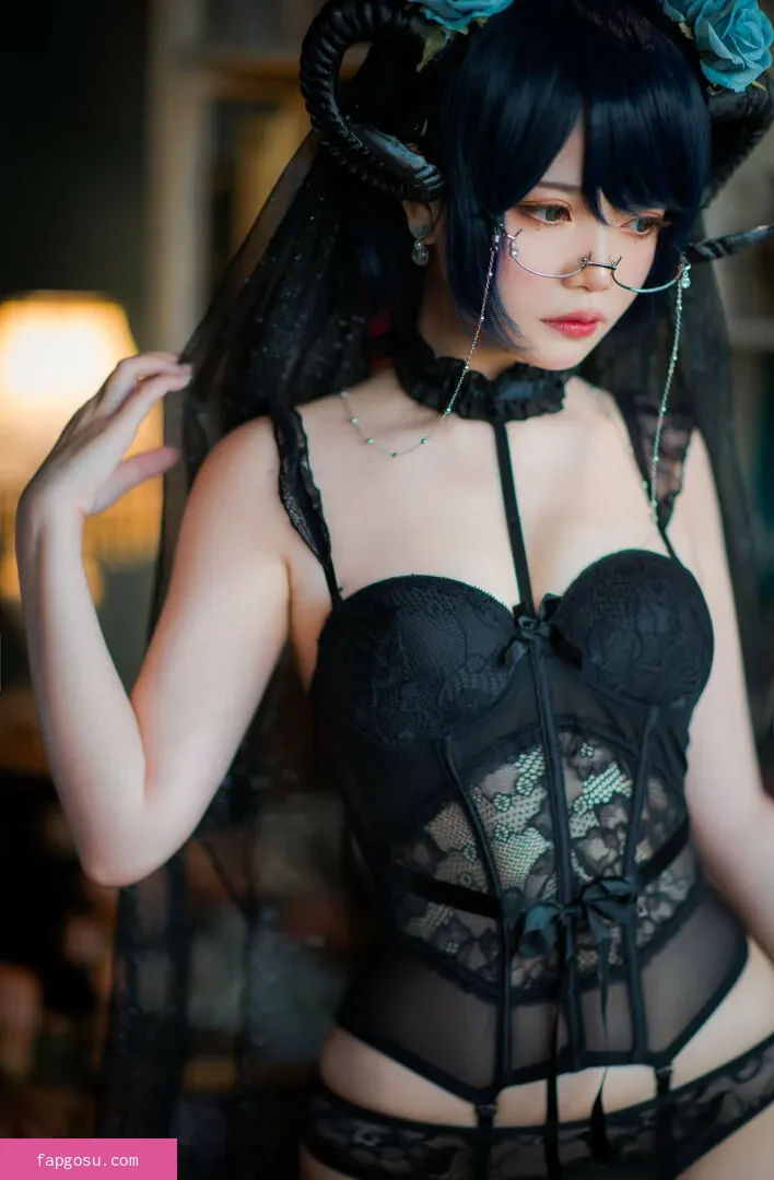 miu_cosplayer