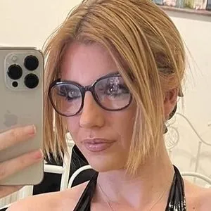 Megann22 avatar