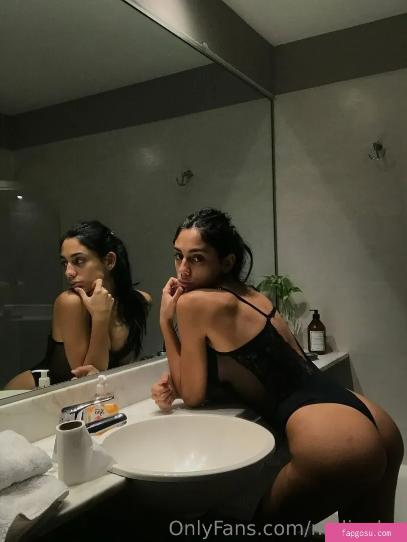 Melina Lox
