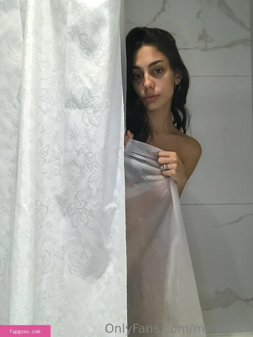 Melina Lox