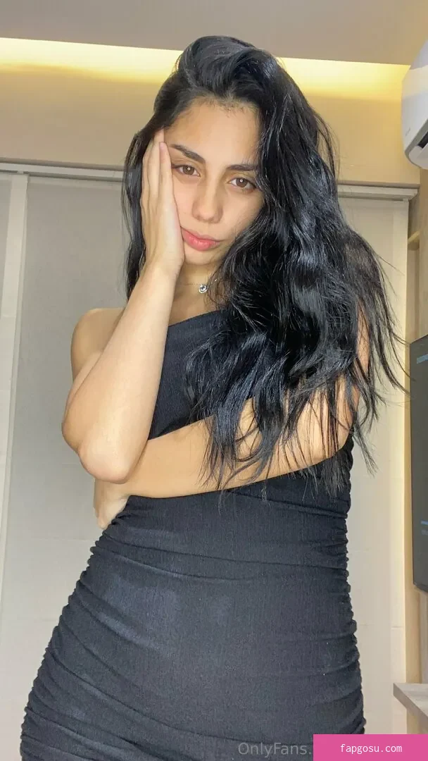 Melina Lox