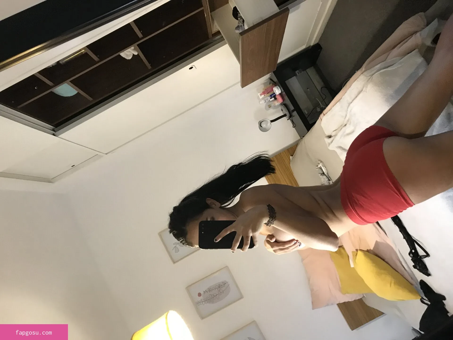 Melina Lox