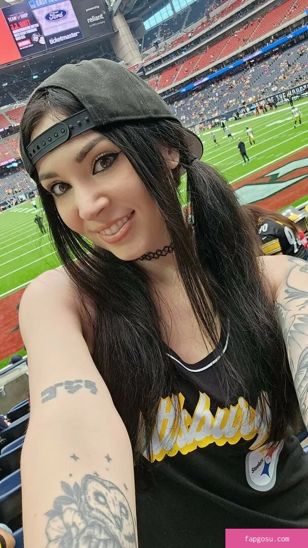 MelonieMac