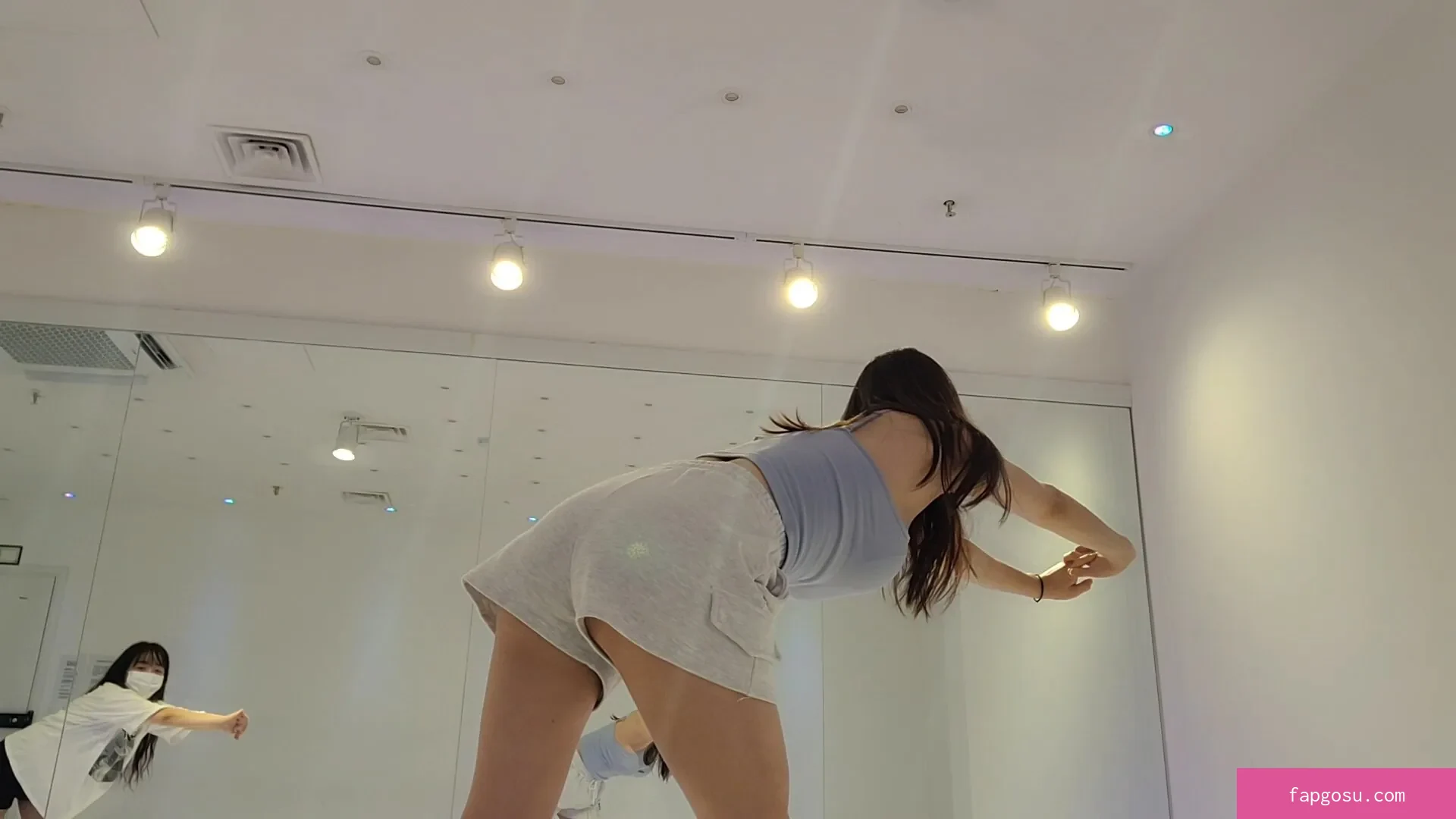 Min.E
