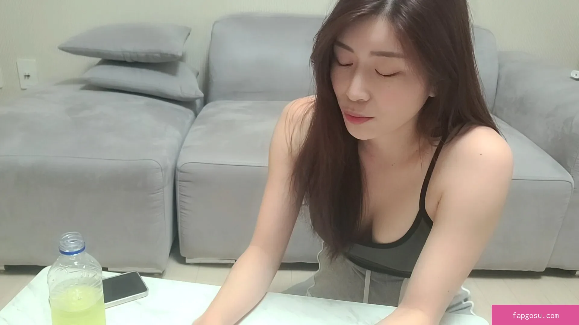 Min.E