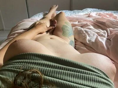 Marna Faye content