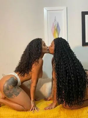 Milla Ferrazzo content