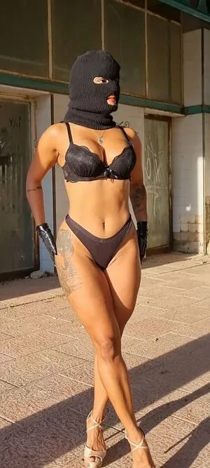 Milla Ferrazzo content