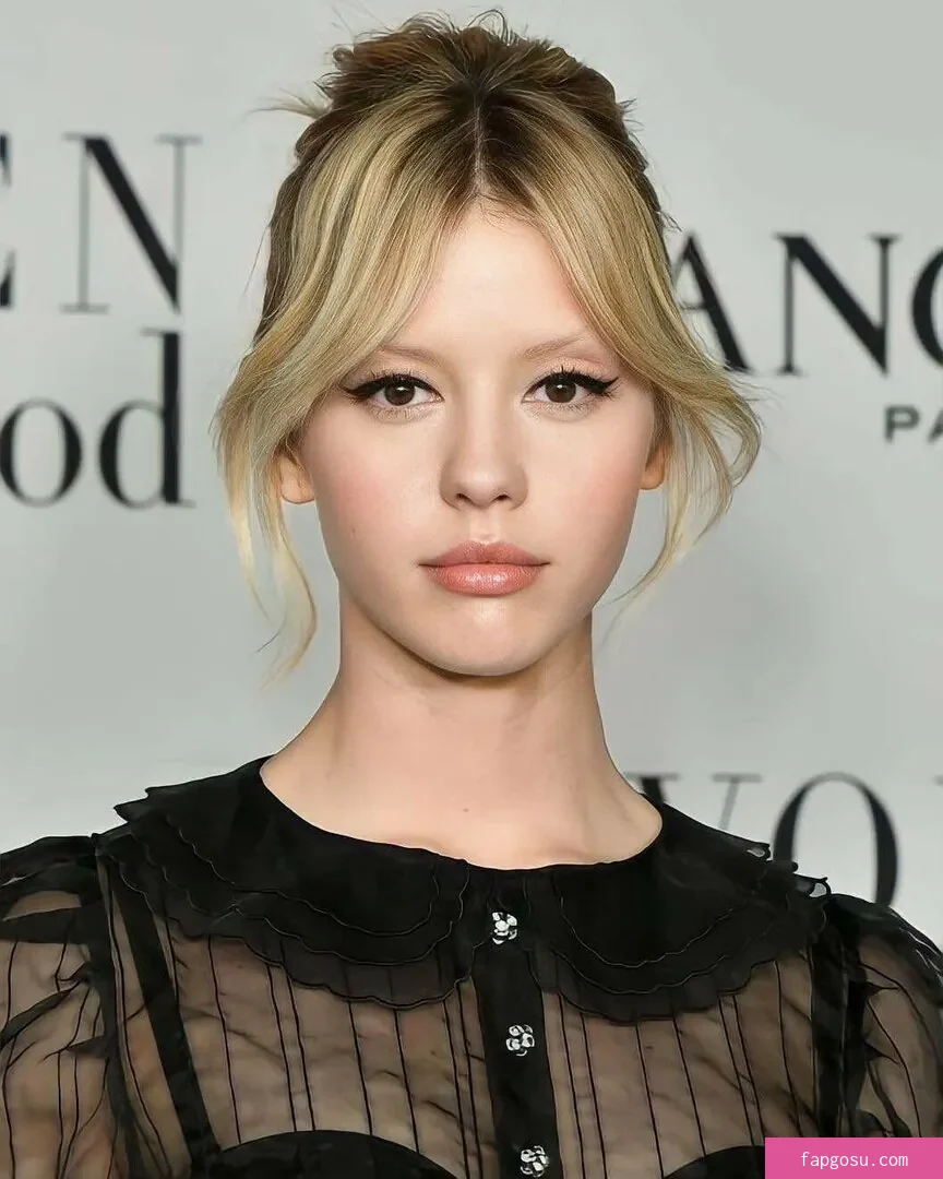 Mia Goth
