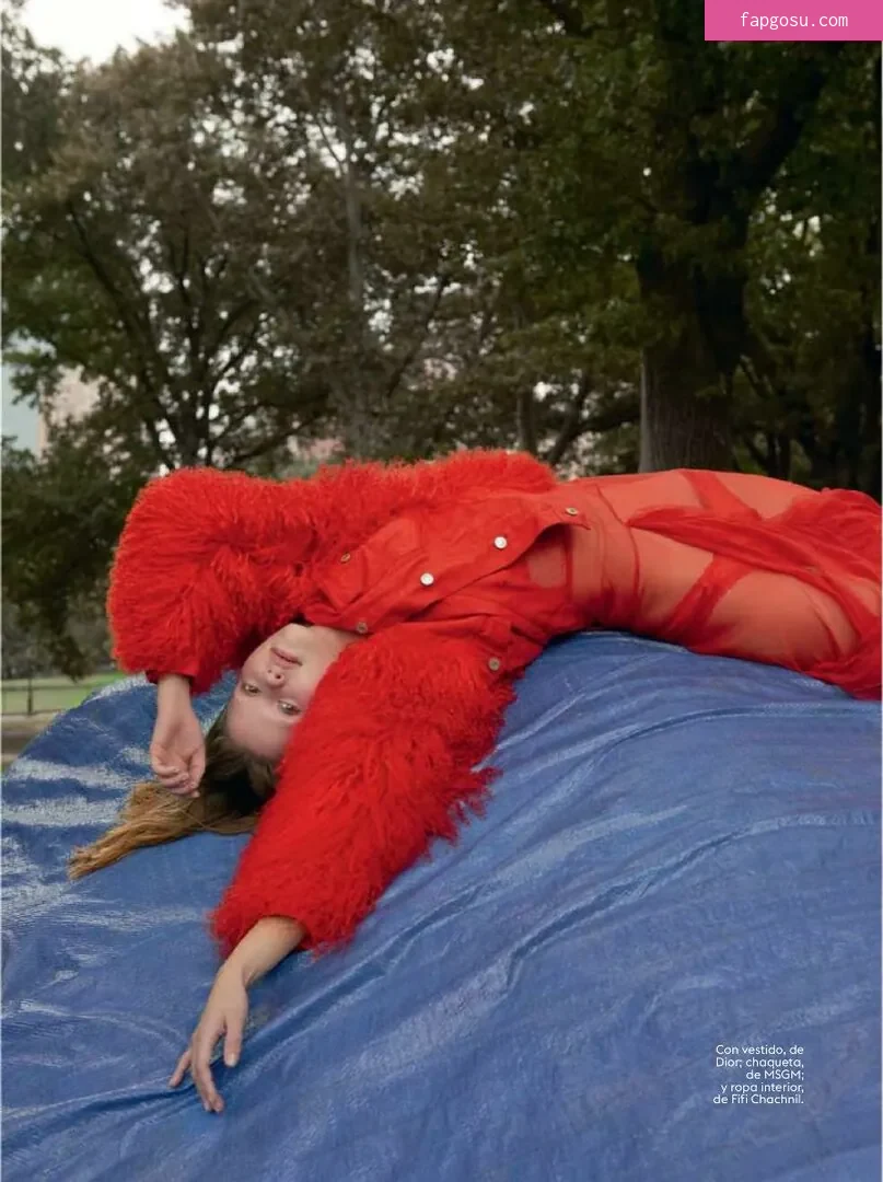 Mia Goth