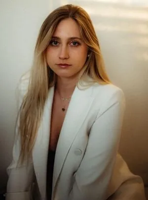 Marie Hackelberg content