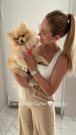 Marie Hackelberg content