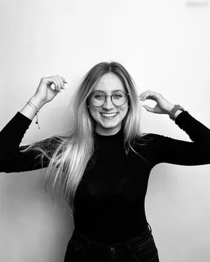 Marie Hackelberg content