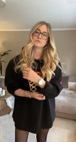 Marie Hackelberg content