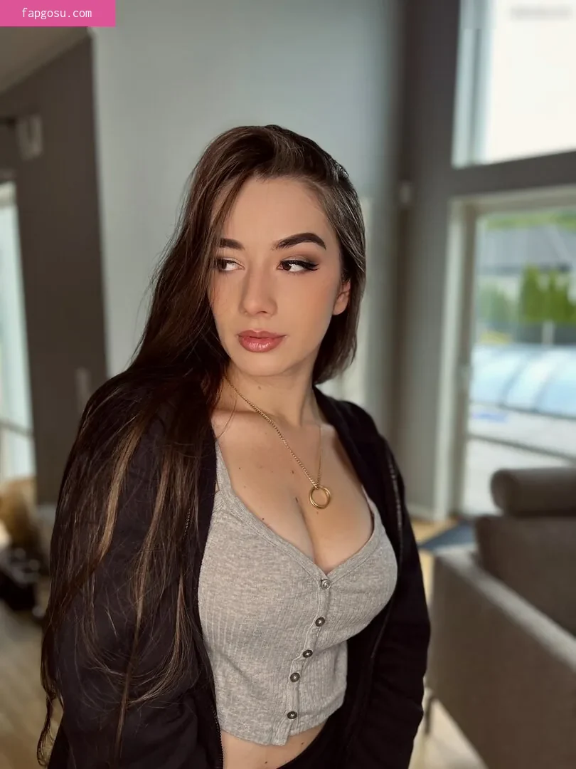 MissMikkaa