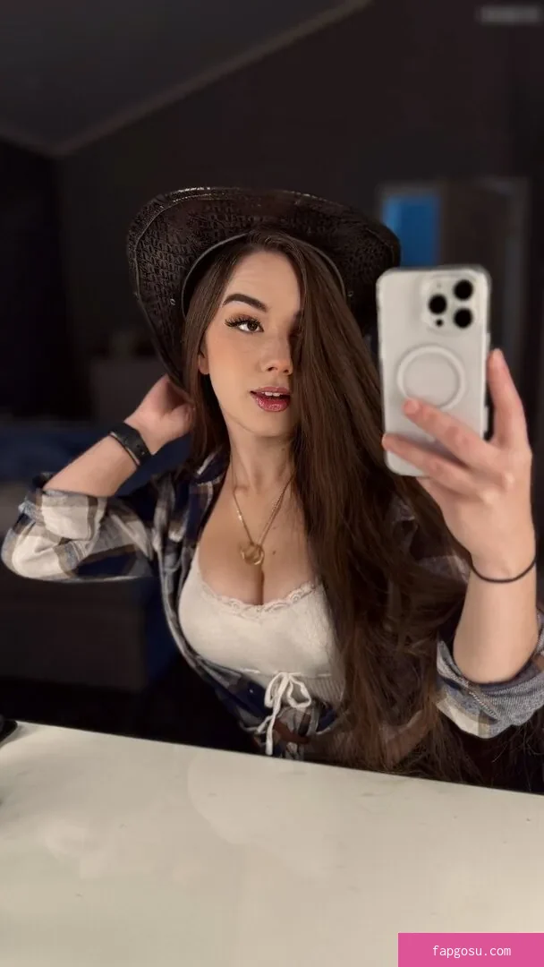 MissMikkaa