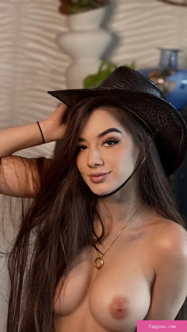 MissMikkaa