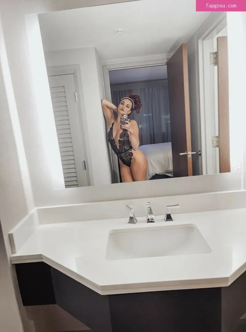Maria Kanellis