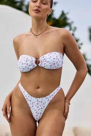 Mikayla Klewer content
