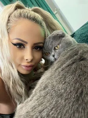 Melanie Lexxx