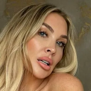Missbrooke_lyn