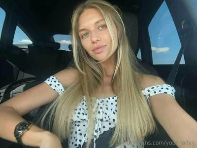 Mysterious Lady content