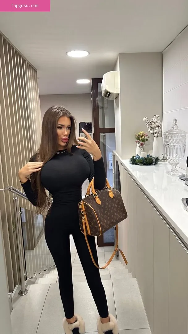 m.marielllll_musaeva