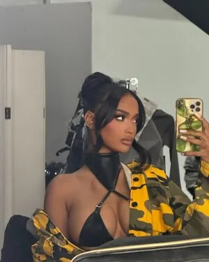 Marilyn Melo content