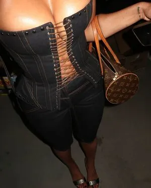 Marilyn Melo content