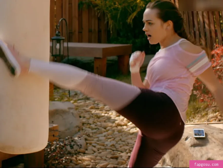Mary Mouser