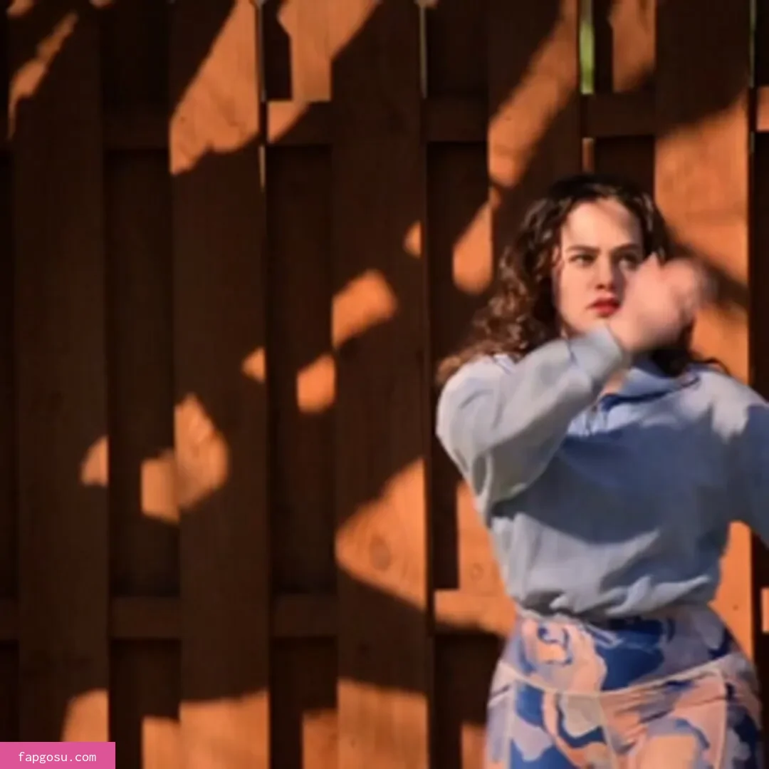 Mary Mouser