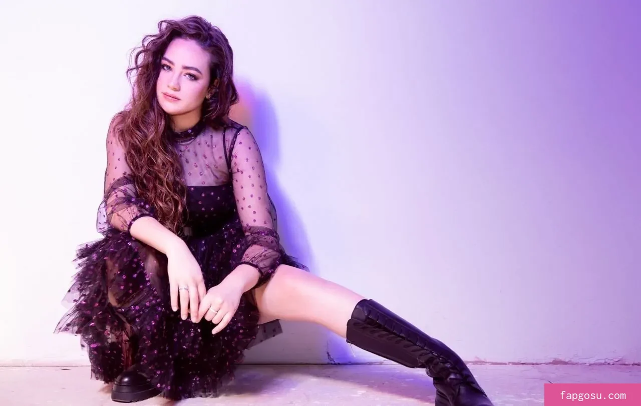 Mary Mouser