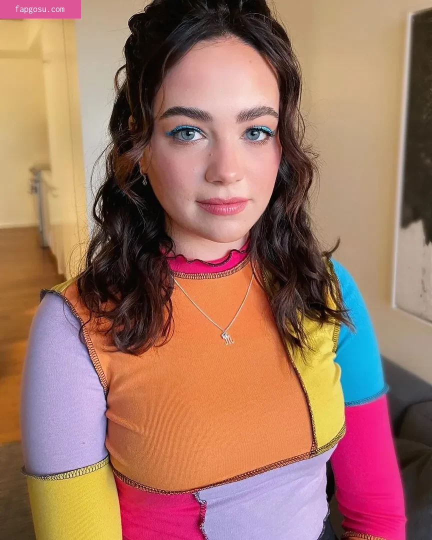 Mary Mouser