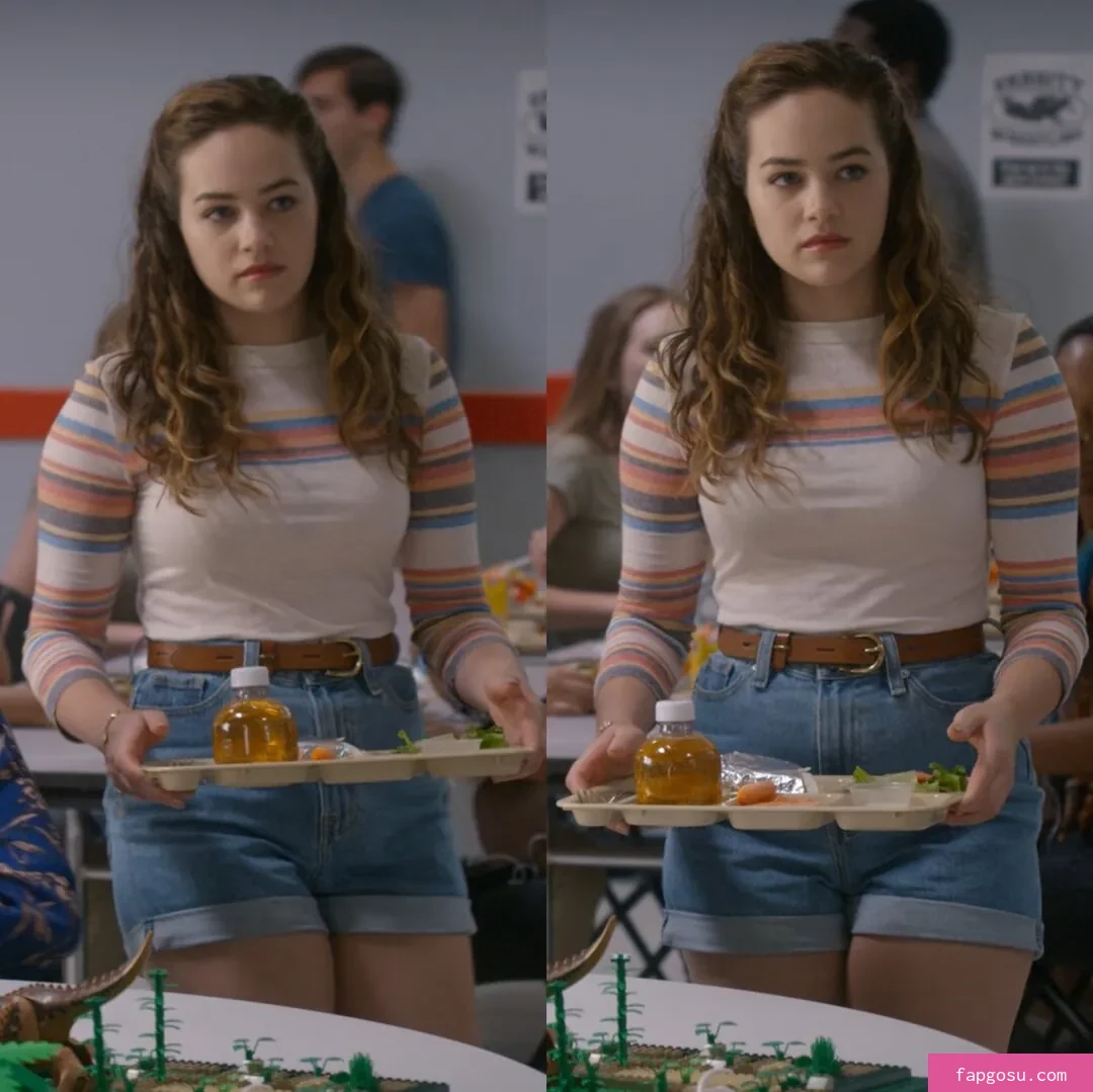 Mary Mouser
