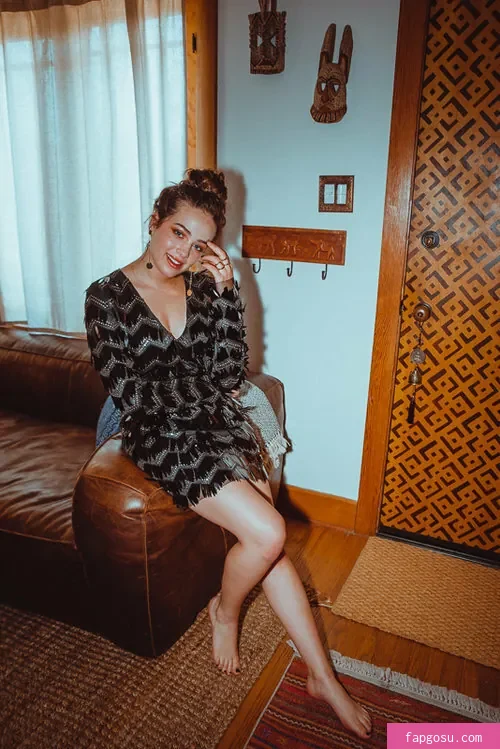 Mary Mouser