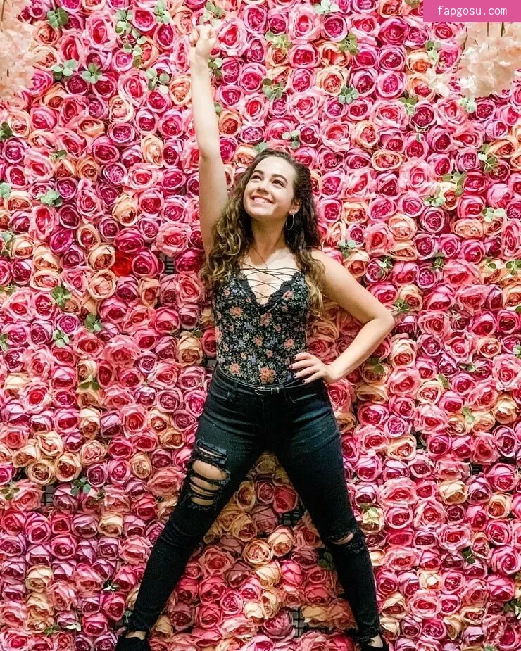 Mary Mouser